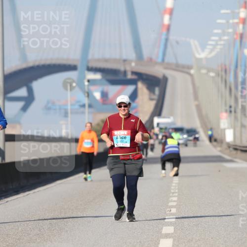 03.10.2025 - Köhlbrandbrückenlauf Jannik Wohlers http://msf.ph/oto/9099546 03.10.2025 10:26:20 Position 3 2623, 2357, 31 meine-sportfotos.de