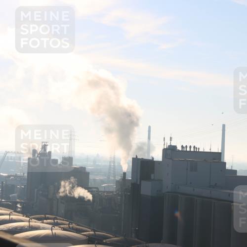 03.10.2025 - Köhlbrandbrückenlauf Strokosch-Dieckow http://msf.ph/oto/9099684 03.10.2025 09:09:47 Position 1  meine-sportfotos.de