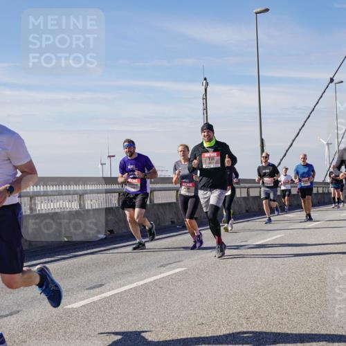 03.10.2025 - Köhlbrandbrückenlauf Michael Burmester http://msf.ph/oto/9099692 03.10.2025 12:45:48 Position 2  meine-sportfotos.de