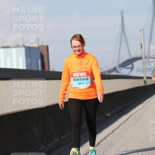 03.10.2025 - Köhlbrandbrückenlauf Jannik Wohlers http://msf.ph/oto/9099738 03.10.2025 10:27:08 Position 3 2669 meine-sportfotos.de