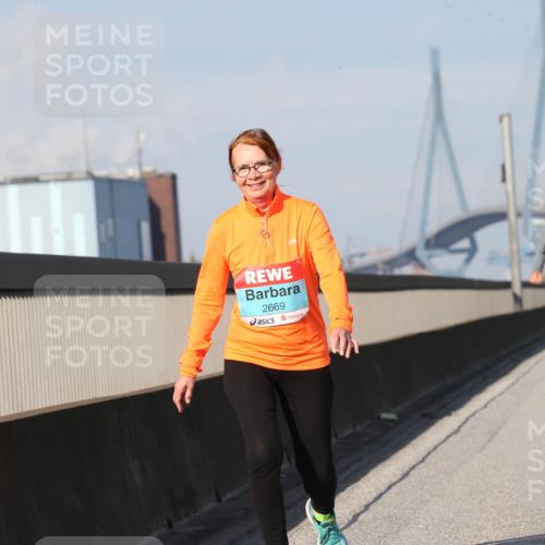 03.10.2025 - Köhlbrandbrückenlauf Jannik Wohlers http://msf.ph/oto/9099750 03.10.2025 10:27:08 Position 3 2669 meine-sportfotos.de