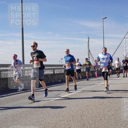 03.10.2025 - Köhlbrandbrückenlauf Michael Burmester http://msf.ph/oto/9099840 03.10.2025 12:45:52 Position 2  meine-sportfotos.de