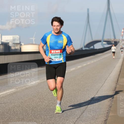 03.10.2025 - Köhlbrandbrückenlauf Lena Gebhardt http://msf.ph/oto/9099862 03.10.2025 09:35:37 Position 2 3304 meine-sportfotos.de