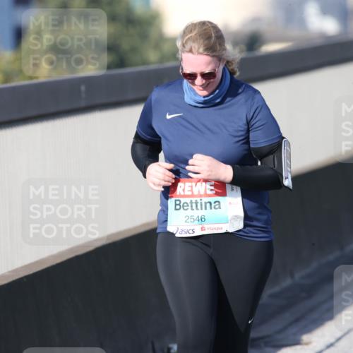 03.10.2025 - Köhlbrandbrückenlauf Jannik Wohlers http://msf.ph/oto/9099939 03.10.2025 10:27:44 Position 3 2546 meine-sportfotos.de