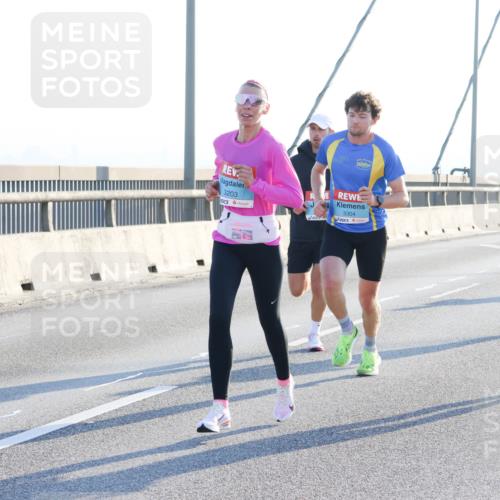 03.10.2025 - Köhlbrandbrückenlauf Strokosch-Dieckow http://msf.ph/oto/9100081 03.10.2025 09:18:14 Position 1 3203, 3304, 3209 meine-sportfotos.de