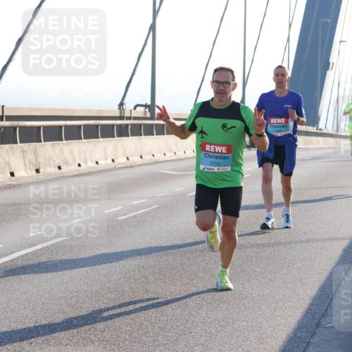 03.10.2025 - Köhlbrandbrückenlauf Strokosch-Dieckow http://msf.ph/oto/9100211 03.10.2025 09:18:30 Position 1 2702, 1032 meine-sportfotos.de