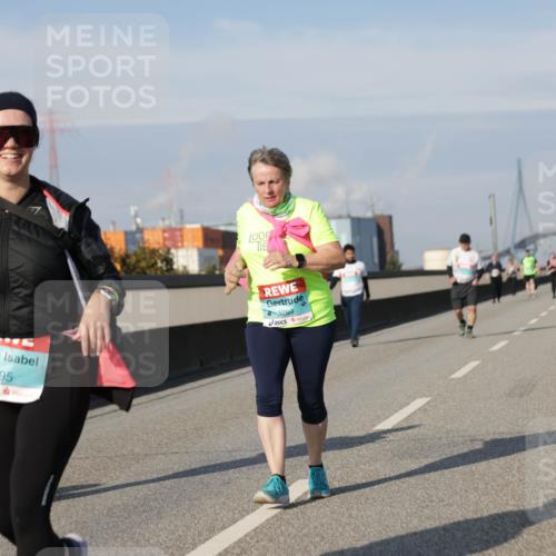 03.10.2025 - Köhlbrandbrückenlauf Jannik Wohlers http://msf.ph/oto/9100212 03.10.2025 10:20:47 Position 3 2795, 3289 meine-sportfotos.de