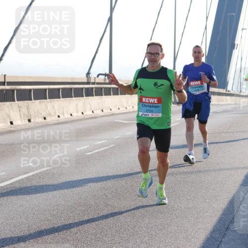 03.10.2025 - Köhlbrandbrückenlauf Strokosch-Dieckow http://msf.ph/oto/9100220 03.10.2025 09:18:30 Position 1 2702, 1032 meine-sportfotos.de