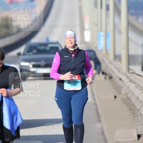 03.10.2025 - Köhlbrandbrückenlauf Jannik Wohlers http://msf.ph/oto/9100254 03.10.2025 10:29:10 Position 3 3575 meine-sportfotos.de