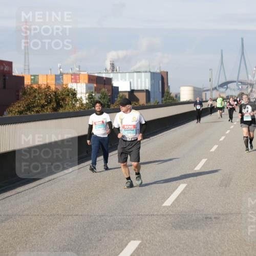 03.10.2025 - Köhlbrandbrückenlauf Jannik Wohlers http://msf.ph/oto/9100268 03.10.2025 10:20:54 Position 3  meine-sportfotos.de