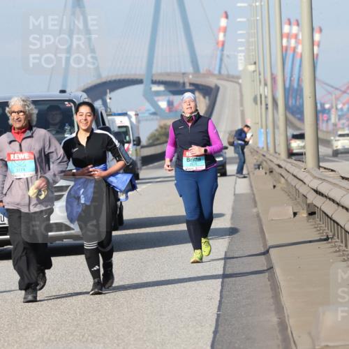 03.10.2025 - Köhlbrandbrückenlauf Jannik Wohlers http://msf.ph/oto/9100271 03.10.2025 10:29:14 Position 3 3774, 3575 meine-sportfotos.de