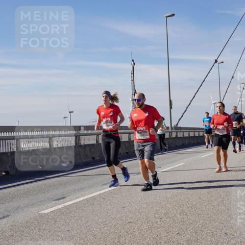 03.10.2025 - Köhlbrandbrückenlauf Michael Burmester http://msf.ph/oto/9100332 03.10.2025 12:46:06 Position 2  meine-sportfotos.de