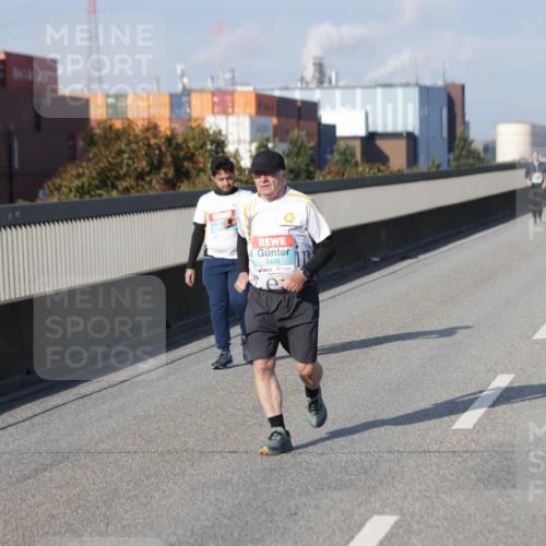03.10.2025 - Köhlbrandbrückenlauf Jannik Wohlers http://msf.ph/oto/9100345 03.10.2025 10:20:55 Position 3 2425 meine-sportfotos.de