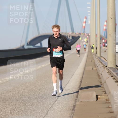 03.10.2025 - Köhlbrandbrückenlauf Lena Gebhardt http://msf.ph/oto/9100371 03.10.2025 09:35:58 Position 2 3127 meine-sportfotos.de