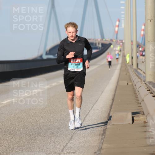 03.10.2025 - Köhlbrandbrückenlauf Lena Gebhardt http://msf.ph/oto/9100413 03.10.2025 09:35:59 Position 2 3127 meine-sportfotos.de