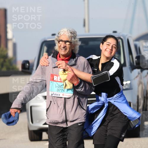 03.10.2025 - Köhlbrandbrückenlauf Jannik Wohlers http://msf.ph/oto/9100431 03.10.2025 10:29:18 Position 3 3774 meine-sportfotos.de