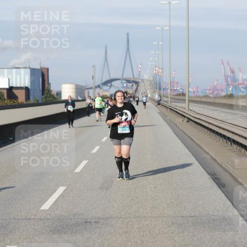 03.10.2025 - Köhlbrandbrückenlauf Jannik Wohlers http://msf.ph/oto/9100434 03.10.2025 10:20:58 Position 3  meine-sportfotos.de