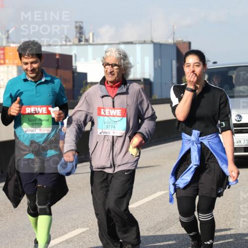 03.10.2025 - Köhlbrandbrückenlauf Jannik Wohlers http://msf.ph/oto/9100468 03.10.2025 10:29:20 Position 3 2611, 9702, 3774, 3195 meine-sportfotos.de