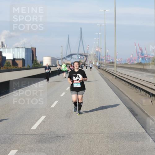 03.10.2025 - Köhlbrandbrückenlauf Jannik Wohlers http://msf.ph/oto/9100469 03.10.2025 10:20:58 Position 3 3370 meine-sportfotos.de