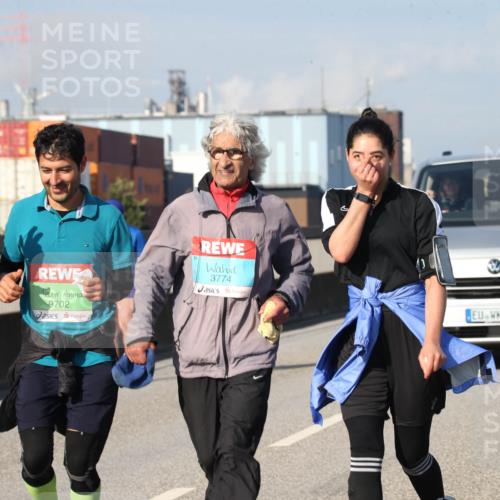 03.10.2025 - Köhlbrandbrückenlauf Jannik Wohlers http://msf.ph/oto/9100483 03.10.2025 10:29:20 Position 3 9702, 3774, 3195 meine-sportfotos.de