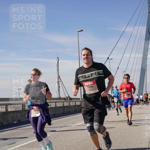 03.10.2025 - Köhlbrandbrückenlauf Michael Burmester http://msf.ph/oto/9100506 03.10.2025 12:46:11 Position 2 4822, 4730 meine-sportfotos.de