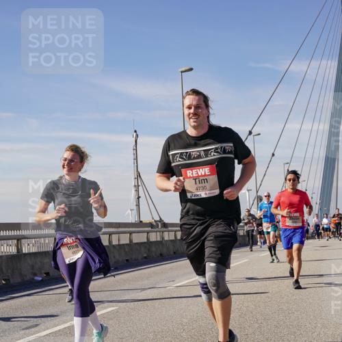 03.10.2025 - Köhlbrandbrückenlauf Michael Burmester http://msf.ph/oto/9100518 03.10.2025 12:46:12 Position 2 4822, 4730 meine-sportfotos.de