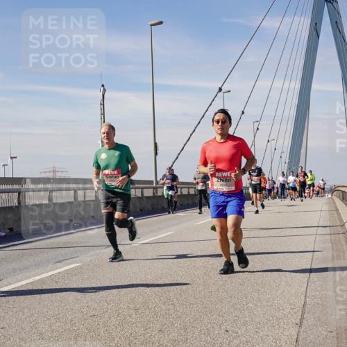 03.10.2025 - Köhlbrandbrückenlauf Michael Burmester http://msf.ph/oto/9100532 03.10.2025 12:46:13 Position 2 4837, 4639 meine-sportfotos.de