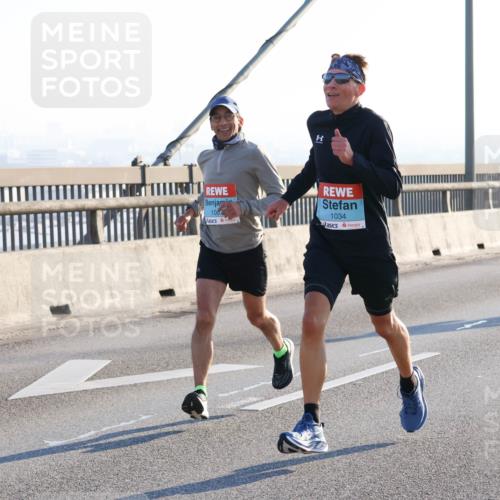 03.10.2025 - Köhlbrandbrückenlauf Strokosch-Dieckow http://msf.ph/oto/9100640 03.10.2025 09:19:25 Position 1 100, 1034 meine-sportfotos.de