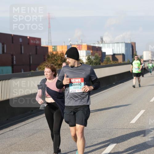 03.10.2025 - Köhlbrandbrückenlauf Jannik Wohlers http://msf.ph/oto/9100715 03.10.2025 10:21:12 Position 3 2277 meine-sportfotos.de