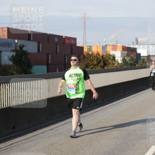 03.10.2025 - Köhlbrandbrückenlauf Jannik Wohlers http://msf.ph/oto/9100747 03.10.2025 10:21:21 Position 3  meine-sportfotos.de