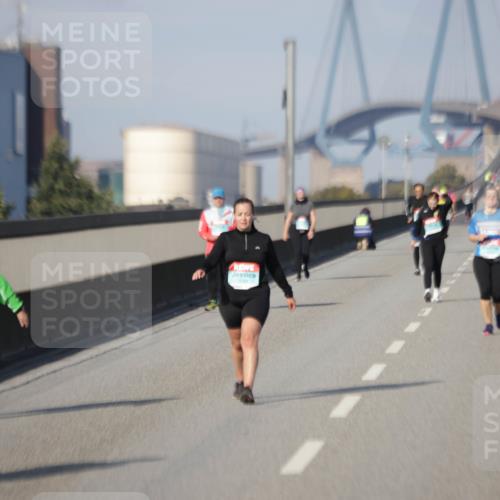 03.10.2025 - Köhlbrandbrückenlauf Jannik Wohlers http://msf.ph/oto/9100777 03.10.2025 10:21:23 Position 3  meine-sportfotos.de