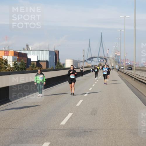 03.10.2025 - Köhlbrandbrückenlauf Jannik Wohlers http://msf.ph/oto/9100791 03.10.2025 10:21:27 Position 3  meine-sportfotos.de