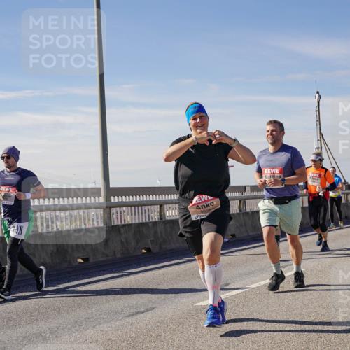 03.10.2025 - Köhlbrandbrückenlauf Michael Burmester http://msf.ph/oto/9100792 03.10.2025 12:46:21 Position 2 4135, 5965 meine-sportfotos.de
