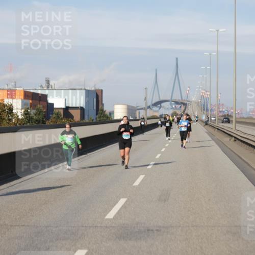 03.10.2025 - Köhlbrandbrückenlauf Jannik Wohlers http://msf.ph/oto/9100813 03.10.2025 10:21:27 Position 3  meine-sportfotos.de