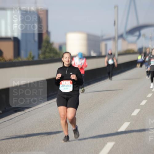 03.10.2025 - Köhlbrandbrückenlauf Jannik Wohlers http://msf.ph/oto/9100838 03.10.2025 10:21:28 Position 3 3098 meine-sportfotos.de