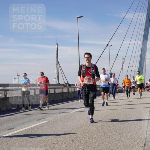 03.10.2025 - Köhlbrandbrückenlauf Michael Burmester http://msf.ph/oto/9100875 03.10.2025 12:46:23 Position 2  meine-sportfotos.de