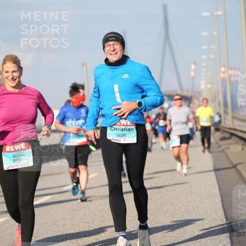 03.10.2025 - Köhlbrandbrückenlauf Jannik Wohlers http://msf.ph/oto/9100889 03.10.2025 10:03:13 Position 3 3783, 3636, 1441 meine-sportfotos.de