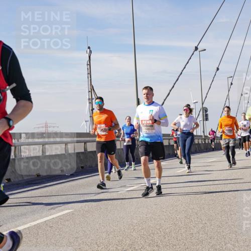03.10.2025 - Köhlbrandbrückenlauf Michael Burmester http://msf.ph/oto/9100893 03.10.2025 12:46:24 Position 2 5520, 6083 meine-sportfotos.de