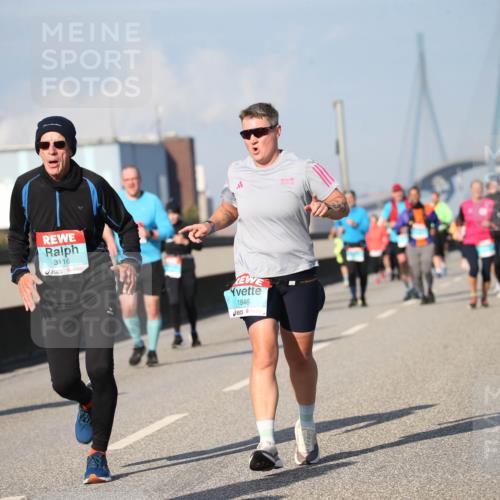 03.10.2025 - Köhlbrandbrückenlauf Jannik Wohlers http://msf.ph/oto/9101014 03.10.2025 10:03:19 Position 3 3116, 1846 meine-sportfotos.de