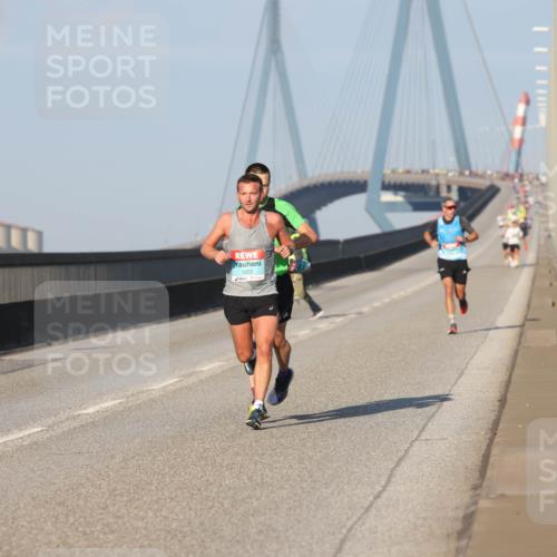 03.10.2025 - Köhlbrandbrückenlauf Lena Gebhardt http://msf.ph/oto/9101071 03.10.2025 09:36:29 Position 2  meine-sportfotos.de