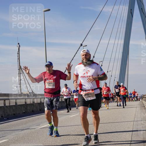 03.10.2025 - Köhlbrandbrückenlauf Michael Burmester http://msf.ph/oto/9101118 03.10.2025 12:46:34 Position 2 4370, 4486 meine-sportfotos.de
