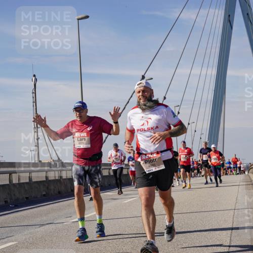 03.10.2025 - Köhlbrandbrückenlauf Michael Burmester http://msf.ph/oto/9101128 03.10.2025 12:46:34 Position 2 4370, 4486 meine-sportfotos.de