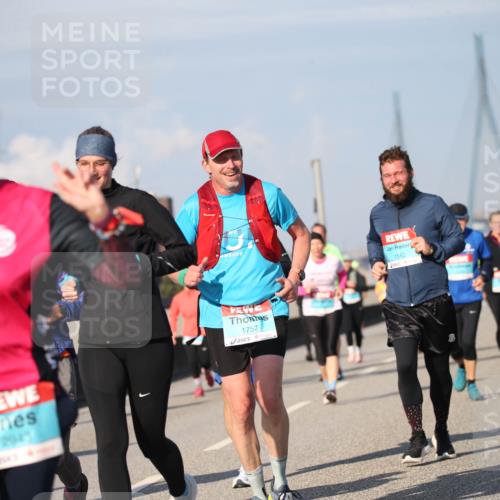 03.10.2025 - Köhlbrandbrückenlauf Jannik Wohlers http://msf.ph/oto/9101173 03.10.2025 10:03:31 Position 3 2943, 1562, 1757, 1663 meine-sportfotos.de