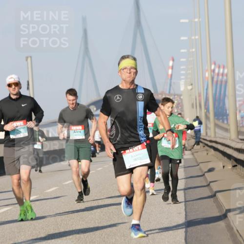 03.10.2025 - Köhlbrandbrückenlauf Jannik Wohlers http://msf.ph/oto/9101183 03.10.2025 09:48:51 Position 3 1216, 3832 meine-sportfotos.de
