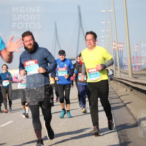 03.10.2025 - Köhlbrandbrückenlauf Jannik Wohlers http://msf.ph/oto/9101207 03.10.2025 10:03:32 Position 3 3574, 3509, 1603 meine-sportfotos.de