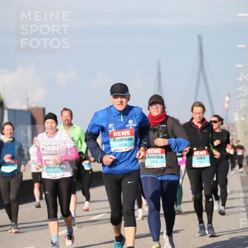 03.10.2025 - Köhlbrandbrückenlauf Jannik Wohlers http://msf.ph/oto/9101236 03.10.2025 10:03:35 Position 3 2024, 16, 760, 3574, 3509, 2415, 1463, 108 meine-sportfotos.de