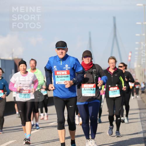 03.10.2025 - Köhlbrandbrückenlauf Jannik Wohlers http://msf.ph/oto/9101259 03.10.2025 10:03:36 Position 3 2024, 16, 760, 3574, 3509, 2415, 1463 meine-sportfotos.de