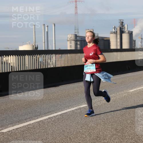 03.10.2025 - Köhlbrandbrückenlauf Lena Gebhardt http://msf.ph/oto/9101274 03.10.2025 10:11:19 Position 2 2085 meine-sportfotos.de