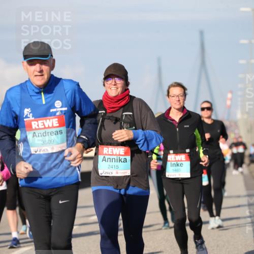 03.10.2025 - Köhlbrandbrückenlauf Jannik Wohlers http://msf.ph/oto/9101297 03.10.2025 10:03:37 Position 3 2024, 3574, 3509, 2415, 1463 meine-sportfotos.de