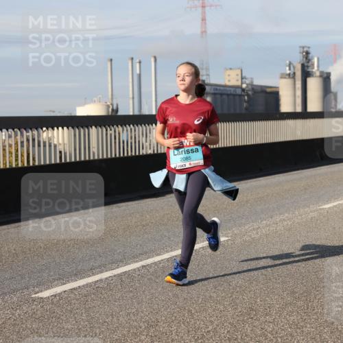 03.10.2025 - Köhlbrandbrückenlauf Lena Gebhardt http://msf.ph/oto/9101299 03.10.2025 10:11:19 Position 2 2085 meine-sportfotos.de